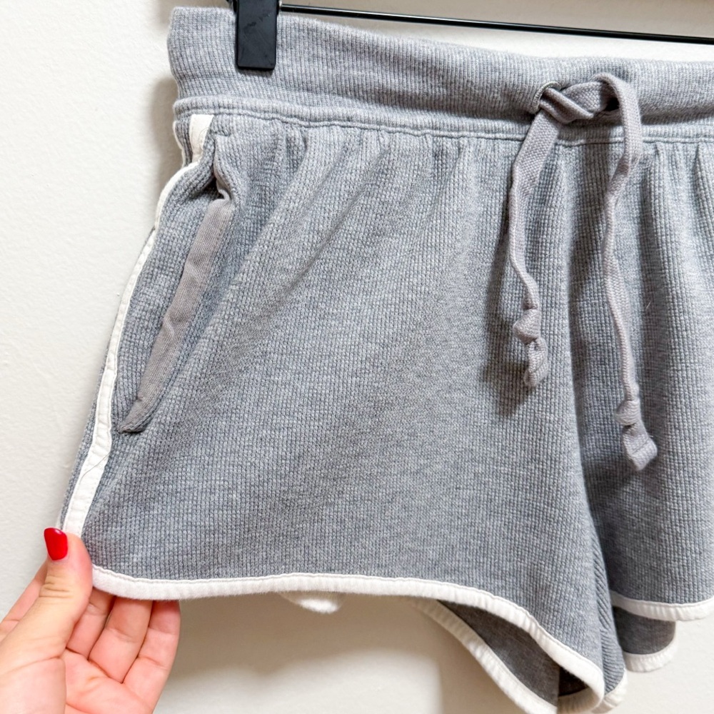 Adidas originals blue version waffle knit crop top dolphin hem shorts set gray M - Picture 10 of 16